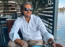 Ce salariu lunar primește Adi Vasile ca prezentator Survivor 2026. Filmările durează 6 luni, departe de casă