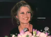 Brigitte Bardot: sex-simbolul care a iubit animalele mai mult decât oamenii