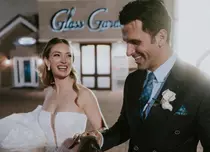 Yasemin Kay Allen, prima imagine cu soțul ei după nunta-fulger din Las Vegas. „Normal că nu suntem atât de serioși!”