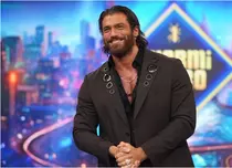 Can Yaman confirmă prezența la Sanremo 2026: „Nu puteam rămâne indiferent la această mare iubire”. Mesajul emoționant al actorului