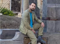 „Nu e vilă de lux”. Dani Oțil, adevărul despre locuința din Corbeanca și mutarea la apartament care i-a schimbat viața: „Mi-am cumpărat timp”