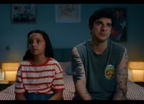 Tati Full Time intră pe Netflix. Data lansării, distribuție și sinopsis pentru filmul cu Eva Măruță și Alex Bogdan
