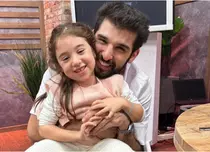 Richard Abou Zaki, tătic model în parc! Imagini rare cu fiica sa, Carlotta, vorbind limba română. Ce i-a răspuns juratului când i-a spus „Te iubesc”. VIDEO