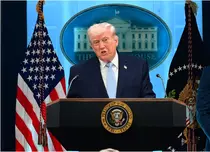 Valiza secretă din Palm Beach: Cum a ajuns arhiva intimă a lui Donald Trump într-un magazin second-hand