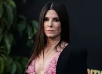 Sandra Bullock, dezvăluiri dureroase despre viața de mamă singură: „Nu o să sacrific timpul petrecut cu copiii mei”