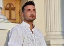 Valentin Sanfira și-a deschis porțile casei: Detaliul din curte care i-a lăsat mască pe fani