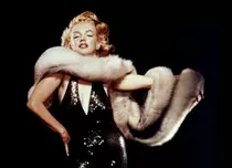 Secretul ascuns timp de un secol: Cum și-a creat Marilyn Monroe masca genială care i-a devenit închisoare. Detalii neștiute despre viața actriței