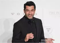 Criză fără precedent în serialele turcești! Ce li s-a cerut de urgență lui Kenan İmirzalıoğlu, Çağatay Ulusoy și altor vedete