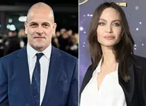 Jonny Lee Miller, imagine rară alături de fiul lui de 17 ani. Fostul soț al Angelinei Jolie este de nerecunoscut