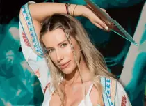 Gabriela Oțil, vacanță cu „3 generații” pe litoralul românesc. Cum s-a fotografiat în costum de baie, alături de Tiago și mama ei