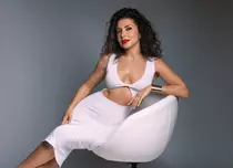 Carmen Brumă a absolvit masterul la 49 de ani. „Nu e prea târziu. E exact momentul potrivit!”
