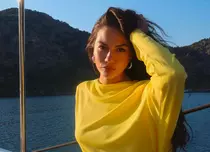 Demet Özdemir, vedeta din „Fata din vis”, are o poveste impresionantă. Cum a ajuns una dintre cele mai iubite actrițe din Turcia