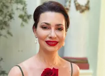 Mihaela Călin, dezvăluiri dincolo de pupitrul Observator: „Ora exactă o dă Petru”. Ce ritual are înainte de știri / EXCLUSIV