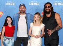 „Supergirl” a sosit pe ecrane: Milly Alcock și Jason Momoa promit un spectacol total în noul univers DC