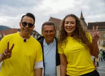 „Îmi este frică de Nea Mărin, dar vreau să arăt ce pot”. Ce vedete intră în noua ediție „Poftiți pe la noi – Poftiți la întrecere”