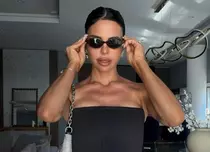 Andreea Popescu, surprinsă în compania unui cunoscut om din televiziune! Cu cine s-a afișat relaxată în Dorobanți