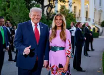 Melania Trump, „dispărută” din lumina reflectoarelor de aproape o lună. Ce s-a întâmplat cu Prima Doamnă a SUA