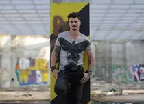 Emilian Oprea, de la „băiatul rău” al cinematografiei la mire părăsit la altar: „E mai bine să nu am multe în comun cu rolul”