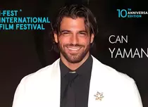 Can Yaman, premiat la i-Fest. Ce urmează pentru actor: un film în Brazilia și lecții de portugheză