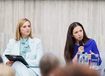 Toate privirile au fost ațintite asupra ei! Ce a purtat Mirabela Grădinaru la întâlnirea cu Maia Sandu de la Chișinău