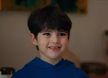 Cine este Sarp Kaan Altınçapa din „Inimă de mamă”. Actorul care îl interpretează pe Kuzey, premiat la Altın Kelebek