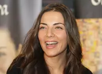 Actriţa Burcu Kara a vorbit cu TVmania. Cum şi-a cunoscut soţul frumoasa turcoaică