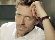 Hugh Laurie joacă în serialul „Vicepreşedinta”