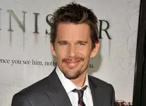 Ethan Hawke crede că Oscarurile sunt distructive