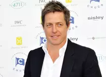 De ce a refuzat Hugh Grant rolul din „Doi bărbaţi şi jumătate”?