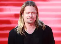 Brad Pitt împlineşte astăzi 50 de ani