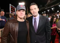Matt Damon şi Ben Affleck vor produce un serial TV