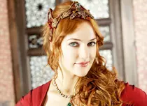 Meryem Uzerli, gata să revină la seriale. Ce se știe despre următorul ei proiect