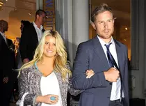 Jessica Simpson s-a căsătorit cu Eric Johnson