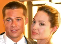 Primele fotografii cu Angelina Jolie în rochie de mireasă