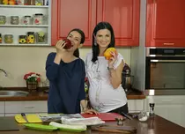 Ellie White şi Diana Bart gătesc la „Click! Poftă Bună!”