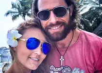 FOTO: Ce au făcut în vacanţă Angelique Boyer şi Sebastian Rulli