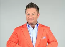 Îl puteți vedea pe Pavel Bartoș la teatrul Odeon, în piesa „Family affairs”