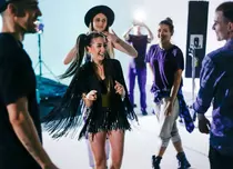 Nicole Cherry şi Connect-R au lansat piesa „Se poartă vara”