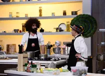 Balerinul Ovidiu Danci, printre concurenții serii la „Chefi la cuțite”