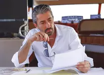 INTERVIU EXCLUSIV. Erkan Petekkaya a răspuns întrebărilor revistei „TV Satelit”: „Rolul preferat este cel pe care îl joc în prezent”