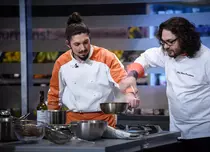 „Chefi la cuțite” se pregătește de ultimul battle din sezon. Diseară se aleg semifinaliștii