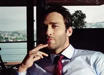 Seçkin Özdemir („Preţul dragostei”, „O poveste de iubire”) lucrează la un nou serial