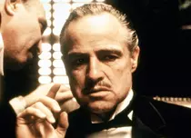 Recomandarea TVmania pentru seara de vineri, 5 ianuarie: „Nașul” cu Marlon Brando și Al Pacino