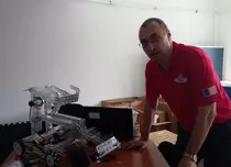 Jumatate dintre elevii echipei „Robotica CNRG” din Slatina care vin în București la marea finală FIRST Tech Challenge sunt olimpici la diverse materii