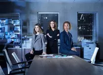 Trei femei puternice de la departamentul omucideri vin în premieră la Diva, din 24 aprilie, în serialul „Detaliul”