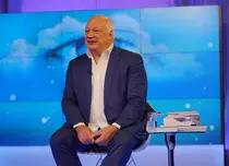 Sâmbătă, invitatul emisiunii Digicult, de la Digi 24, va fi scriitorul Eric Emmanuel Schmitt