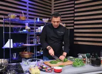 Astăzi, Bontea, Dumitrescu și Scărlătescu se luptă pentru singurul avantaj din noul sezon „Chefi la cuțite”