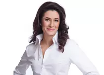 INTERVIU. Despre Paștele de anul acesta, cu Iuliana Tudor: „Lumina e-n noi și în puterea cu care ne rugăm”