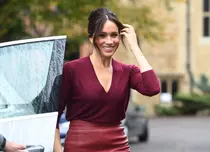 Începutul unui scandal: cum i-a enervat Meghan Markle pe angajații Palatului Buckingham