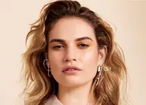Actrița Lily James pregătește două proiecte noi